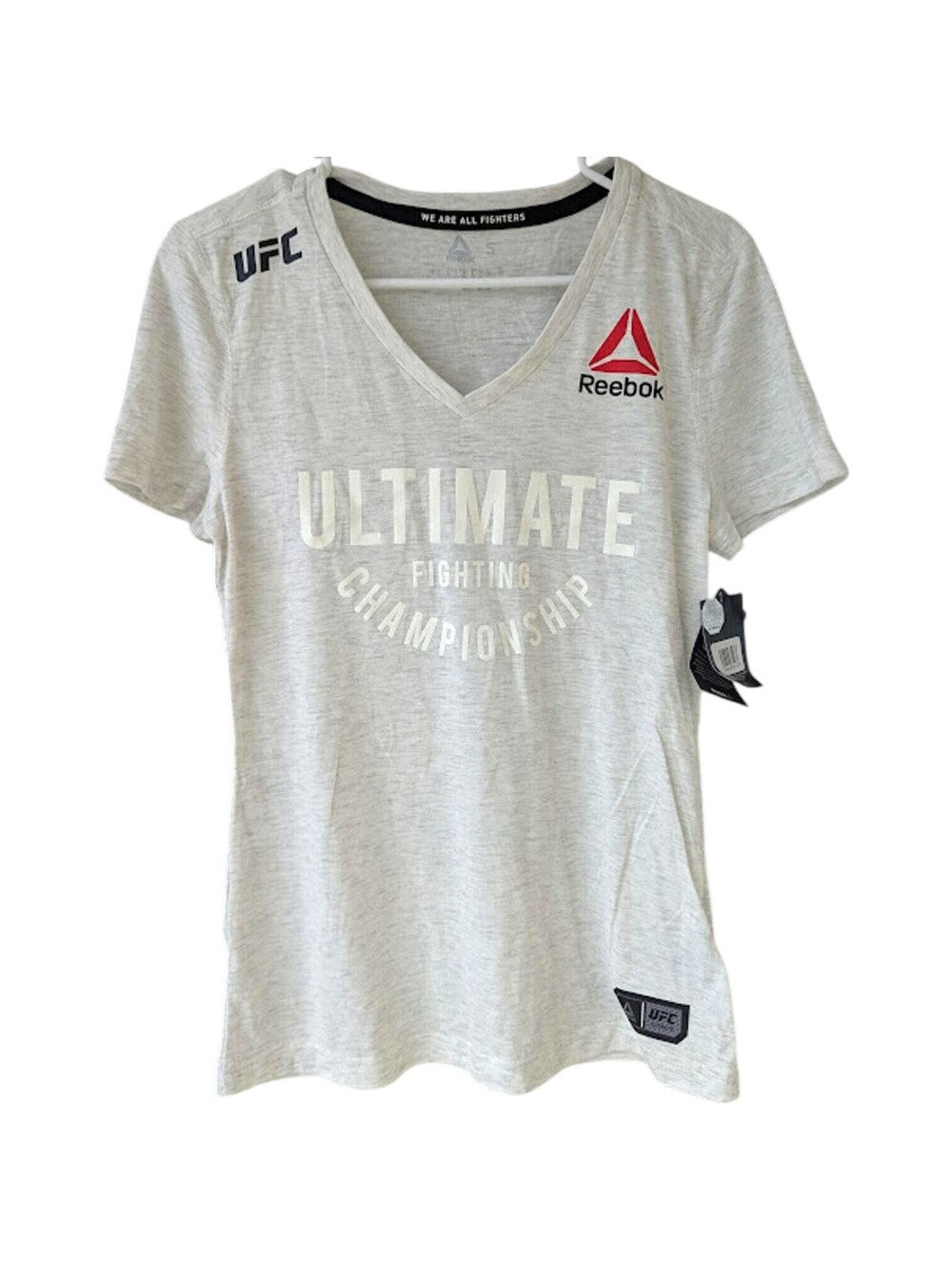 NWT Reebok UFC Women's V-Neck Top Shirt Size S Gray Light Heather MMA 17x26.5